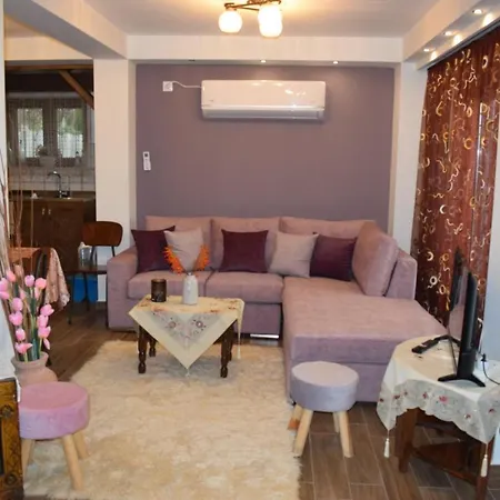 דירה Elsa's House *