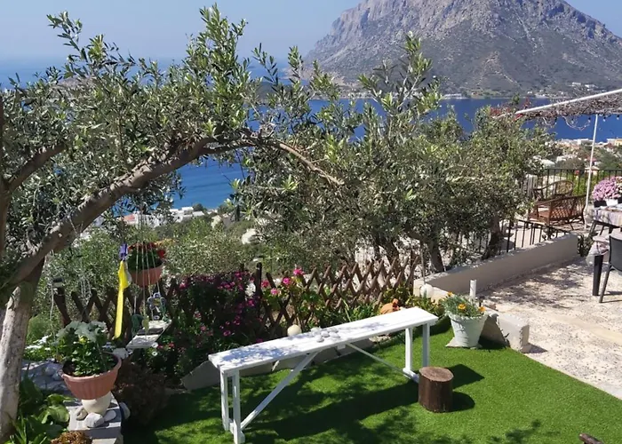 Elsa's House * Μυρτιές