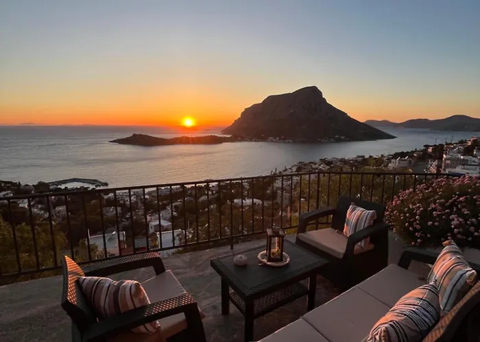 Elsa's House * Μυρτιές